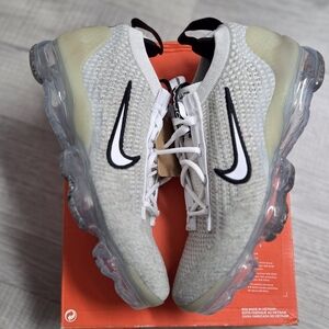 Sold!!Nike Vapermax